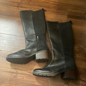 Sorel black leather and suede waterproof high boots 9